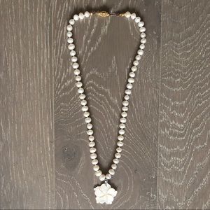 Pearl floral necklace